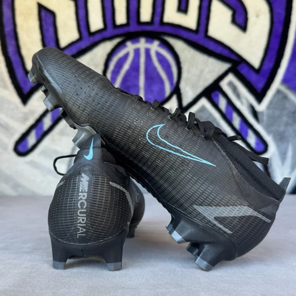 Nike product pair